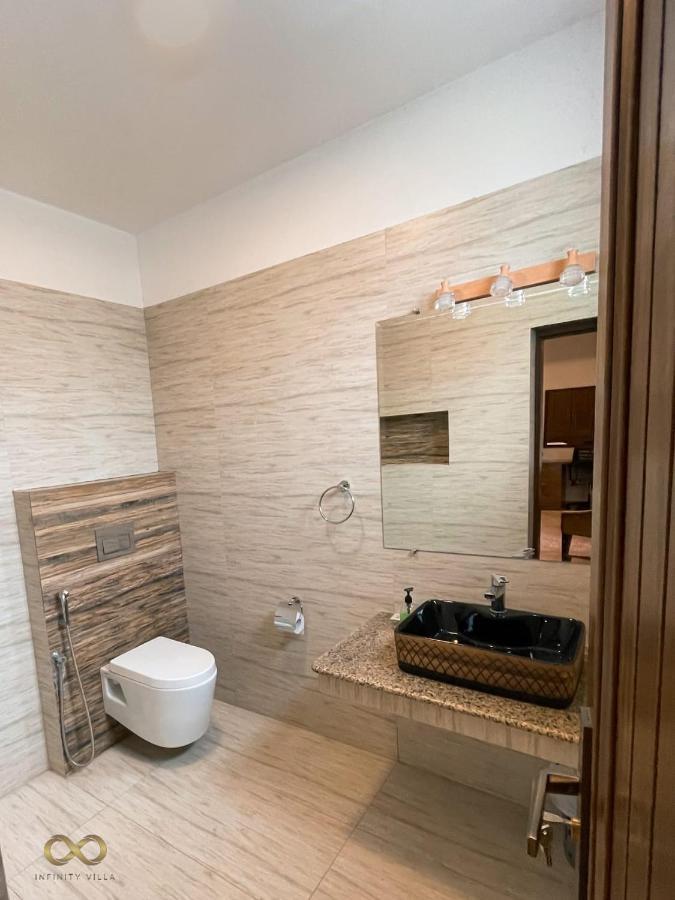 Infinity Villa Exclusive Islamabad Exteriör bild